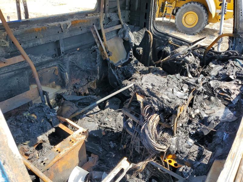 2014 Volvo Vn VIN 4V4NC9EHXEN162751 COPART salvage auction — BURN, GA - BILL OF SALE - PARTS ONLY, sold $200 on 2026-07-02 (photo 5)