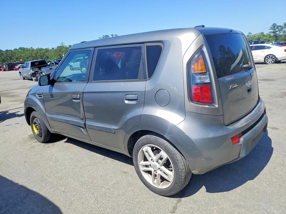 2010 Kia Soul VIN KNDJT2A29A7032932 COPART salvage auction — SIDE, GA - CERT OF TITLE-SALVAGE, sold $725 on 2026-07-16 (photo 2)