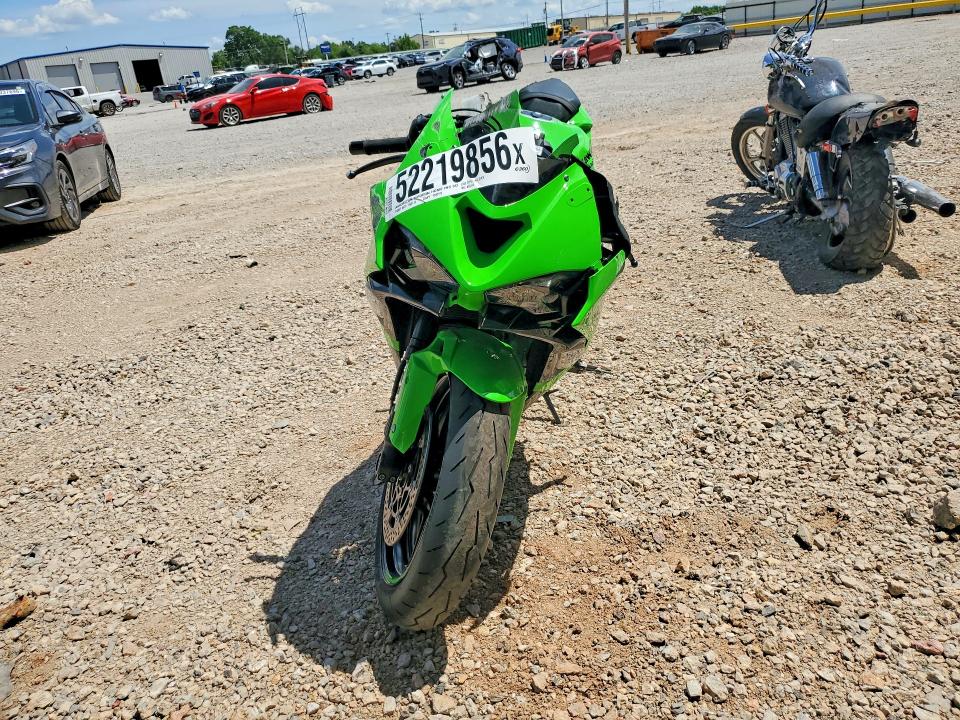 2025 Kawasaki Zx636 VIN JKBZXJJ12SA020074 COPART salvage auction — ALL OVER, OK - CERT OF TITLE-SALVAGE, sold $800 on 2026-07-23 (photo 2)