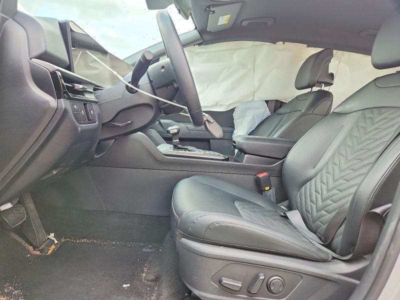 2026 Kia Sportage VIN 5XYK6CDF8TG328269 COPART salvage auction — SIDE, Salvage Title, sold $7,700 on 2026-07-29 (photo 7)