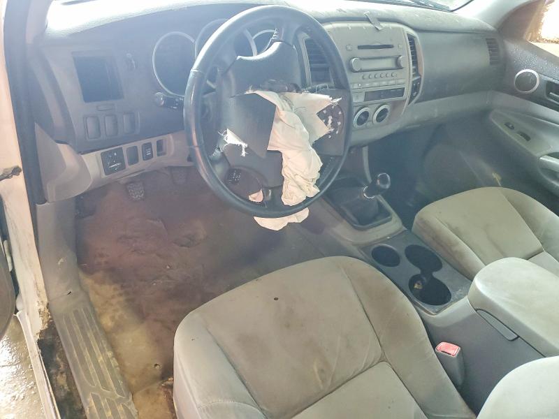 2005 Toyota Tacoma VIN 5TEUX42N05Z139405 COPART salvage auction — FRONT END, Ky - Cert Of Title-Salvage, sold $2,950 on 2026-07-27 (photo 8)
