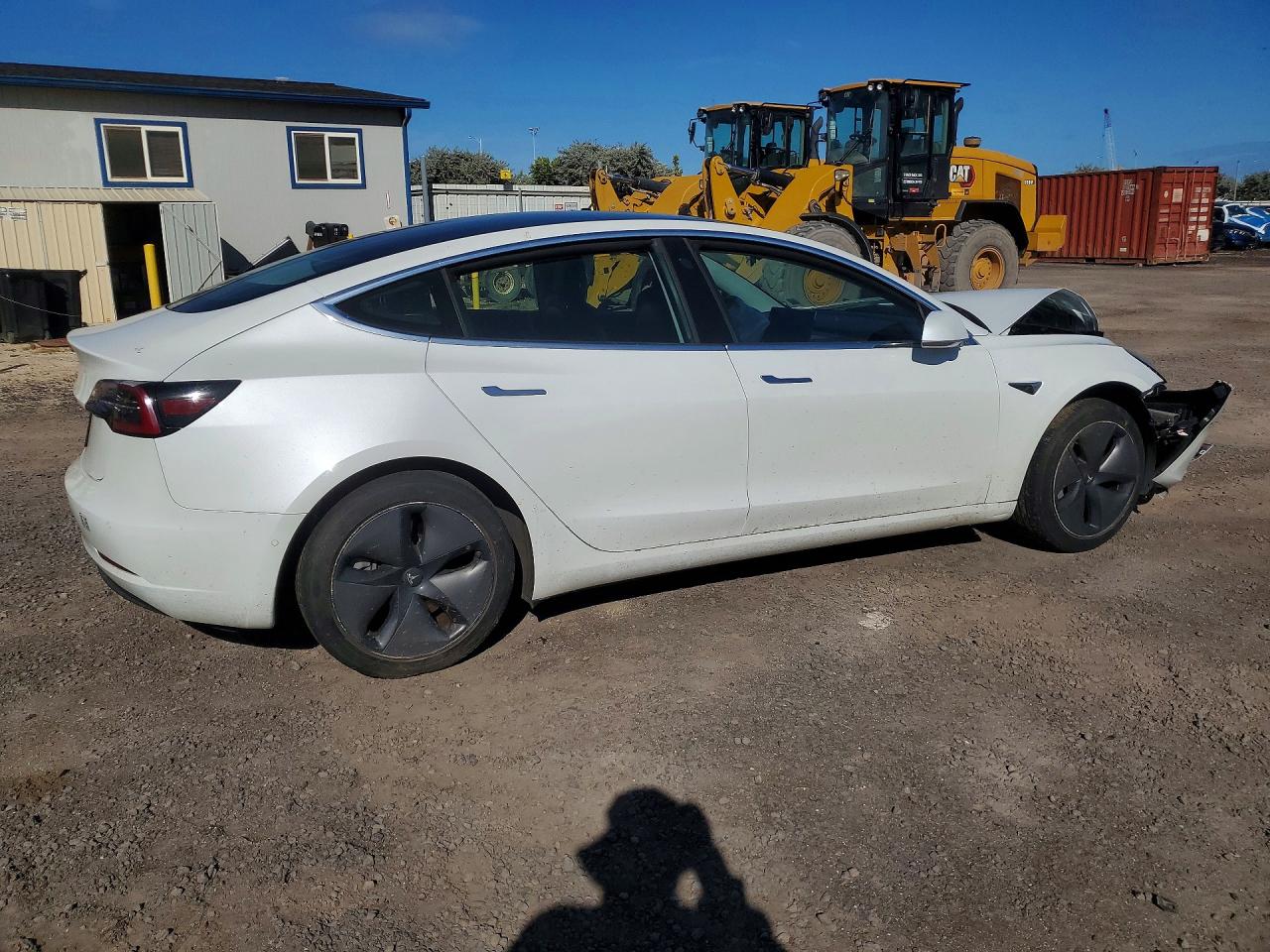 2019 Tesla Model 3 VIN 5YJ3E1EA6KF428844 COPART salvage auction — Front End, HI - CERTIFICATE OF SALVAGE, sold $1,100 on 2026-08-10 (photo 3)