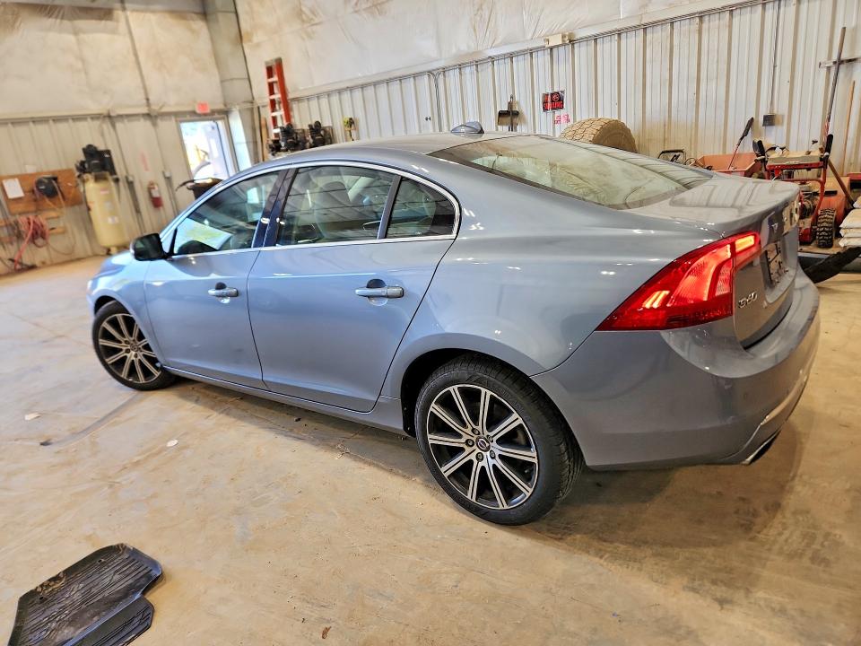 2018 Volvo VIN LYV402TK7JB173030 COPART salvage auction — FRONT END, Wi - Certificate Of Title, sold $2,500 on 2026-07-08 (photo 2)