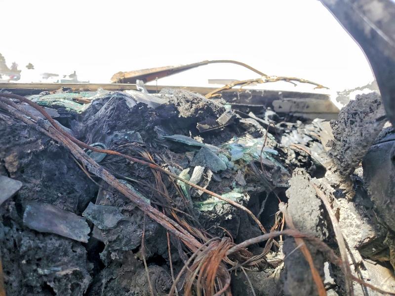 2020 Volvo Vn VIN 4V4NC9EH8LN249447 COPART salvage auction — BURN, TX - NONREPAIRABLE TITLE, sold $450 on 2026-07-24 (photo 8)