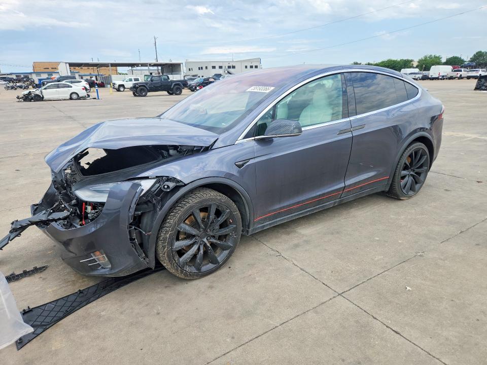 2021 Tesla Model x VIN 5YJXCBE28MF323229 — COPART salvage auction photo