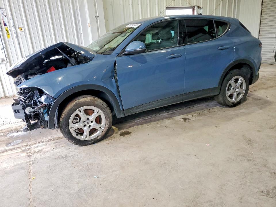 2024 Dodge Hornet VIN ZACNDFAN0R3A44473 COPART salvage auction — FRONT END, Va - Certificate Of Title (P), sold $5,200 on 2026-07-30 (photo 1)