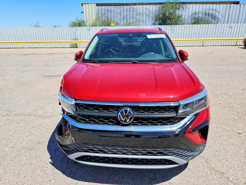 2024 Volkswagen Taos VIN 3VVEX7B2XRM069802 COPART salvage auction — FRONT END, Az - Cert Of Title - Salvage, sold $7,900 on 2026-08-21 (photo 5)
