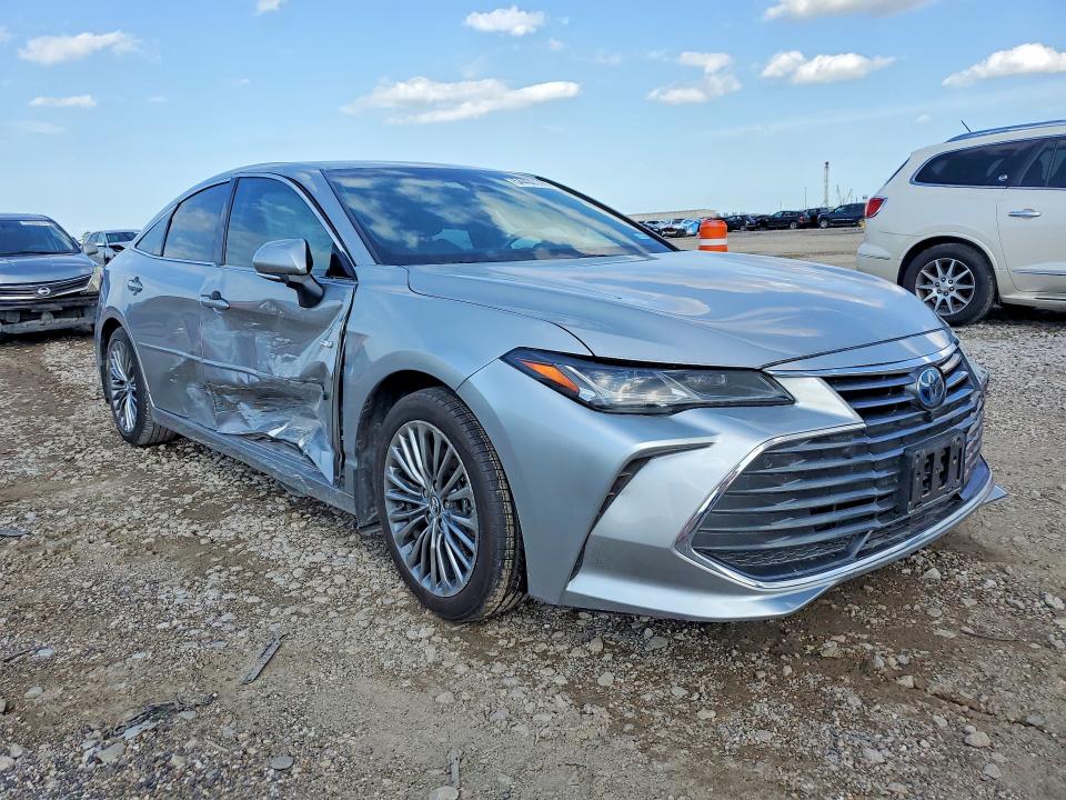 2019 Toyota Avalon VIN 4T1B21FBXKU007563 COPART salvage auction — SIDE, Tx - Salvage Vehicle Title, sold $9,900 on 2026-07-20 (photo 4)