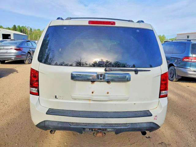 2012 Honda Pilot VIN 5FNYF4H54CB501794 COPART salvage auction — MINOR DENT/SCRATCHES, On - Permit No Brand - Unfit (P), sold $1,200 on 2026-07-03 (photo 6)