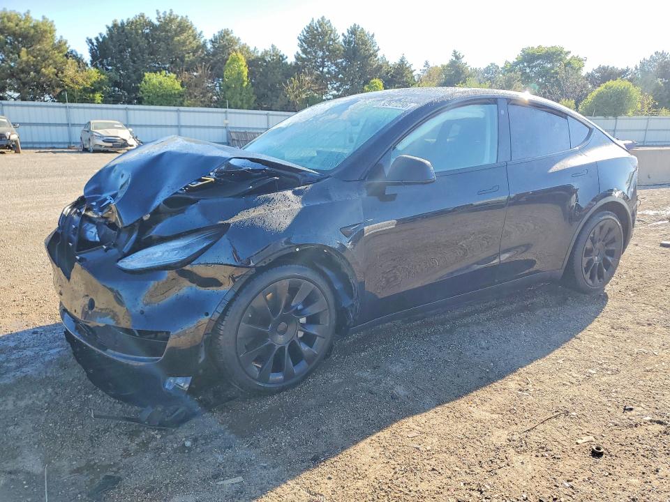 2021 Tesla Model y VIN 5YJYGDEE6MF107961 COPART salvage auction — FRONT END, Il - Salvage Certificate, sold $5,900 on 2026-07-14 (photo 1)