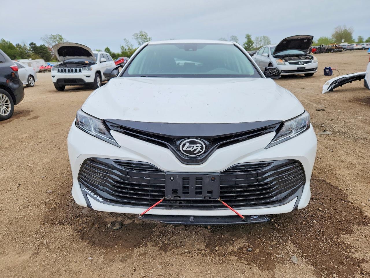 2019 Toyota Camry VIN 4T1B11HK0KU222563 COPART salvage auction — Top/Roof, IL - SALVAGE CERTIFICATE, sold $5,100 on 2026-06-30 (photo 5)