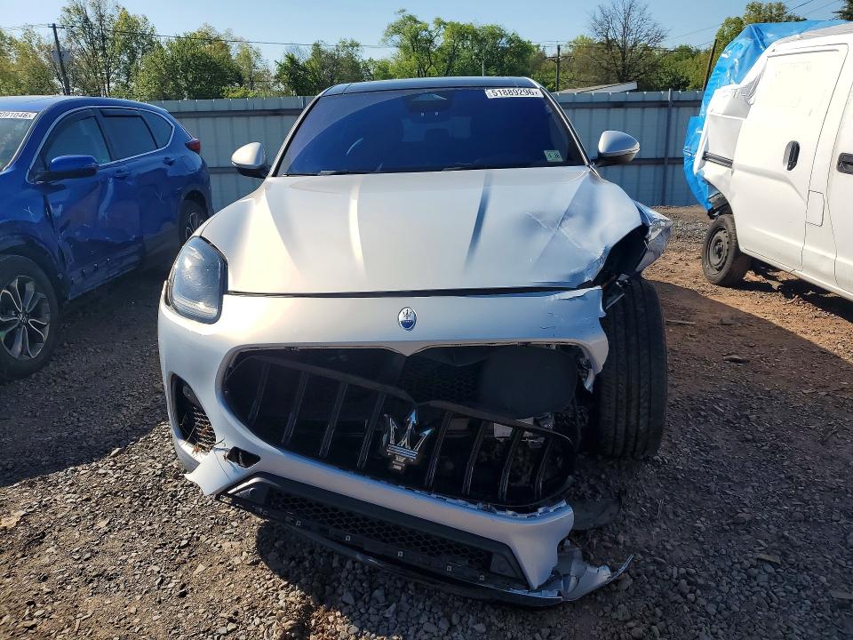 2023 Maserati Grecale VIN ZN682AVM7P7422443 COPART salvage auction — FRONT END, Nj - Cert Of Title-Salvage, sold $13,300 on 2026-07-21 (photo 5)