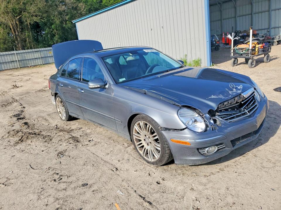 2008 Mercedes-benz E-class VIN WDBUF56X68B210599 COPART salvage auction — FRONT END, Fl - Cert Of Title Slvg Rebuildable, sold $350 on 2026-07-06 (photo 4)