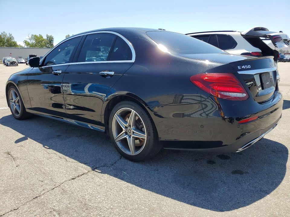 2019 Mercedes-benz VIN WDDZF6JB3KA520284 COPART salvage auction — MINOR DENT/SCRATCHES, Ca - Dis/Dlr/Exp Only Clean Title, sold $13,000 on 2026-07-18 (photo 2)