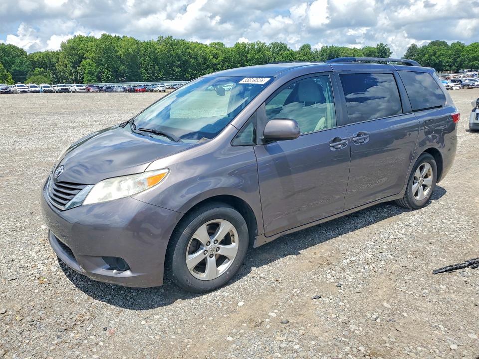 2015 Toyota Sienna VIN 5TDKK3DCXFS601298 COPART salvage auction — MINOR DENT/SCRATCHES, Ar - Cert Of Title-Salvage, sold $2,950 on 2026-07-06 (photo 1)
