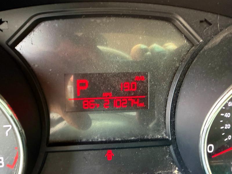 2016 Kia SEDONA VIN KNDMA5C16G6114169 COPART salvage auction — NORMAL WEAR, Ma - Certificate Of Title (P), sold $825 on 2026-07-02 (photo 8)