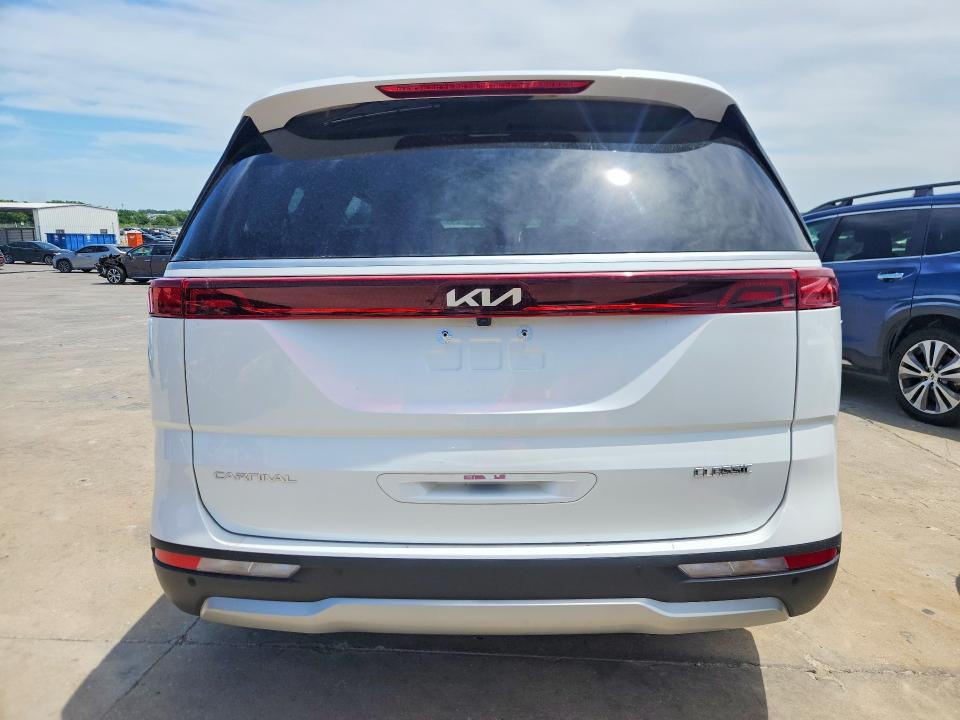 2024 Kia Carnival VIN KNDNB4H33R6380631 COPART salvage auction — SIDE, Tx - Certificate Of Title, sold $11,800 on 2026-07-30 (photo 6)
