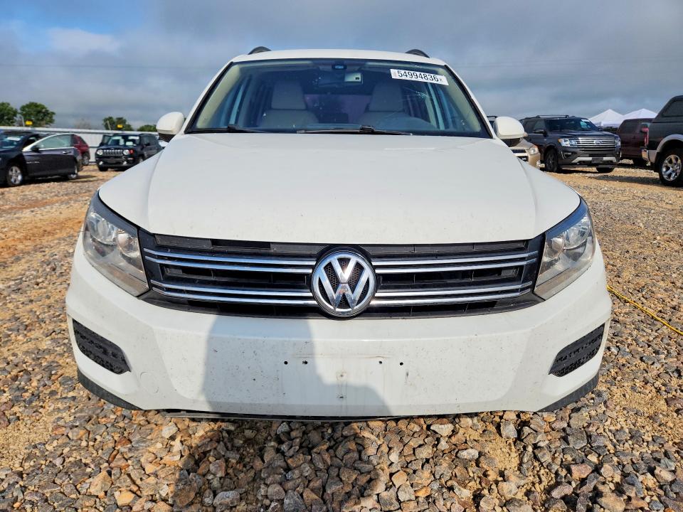2017 Volkswagen Tiguan VIN WVGAV7AX8HK027467 COPART salvage auction — HAIL, Mo - Salvage Certificate Of Title, sold $1,550 on 2026-07-27 (photo 5)