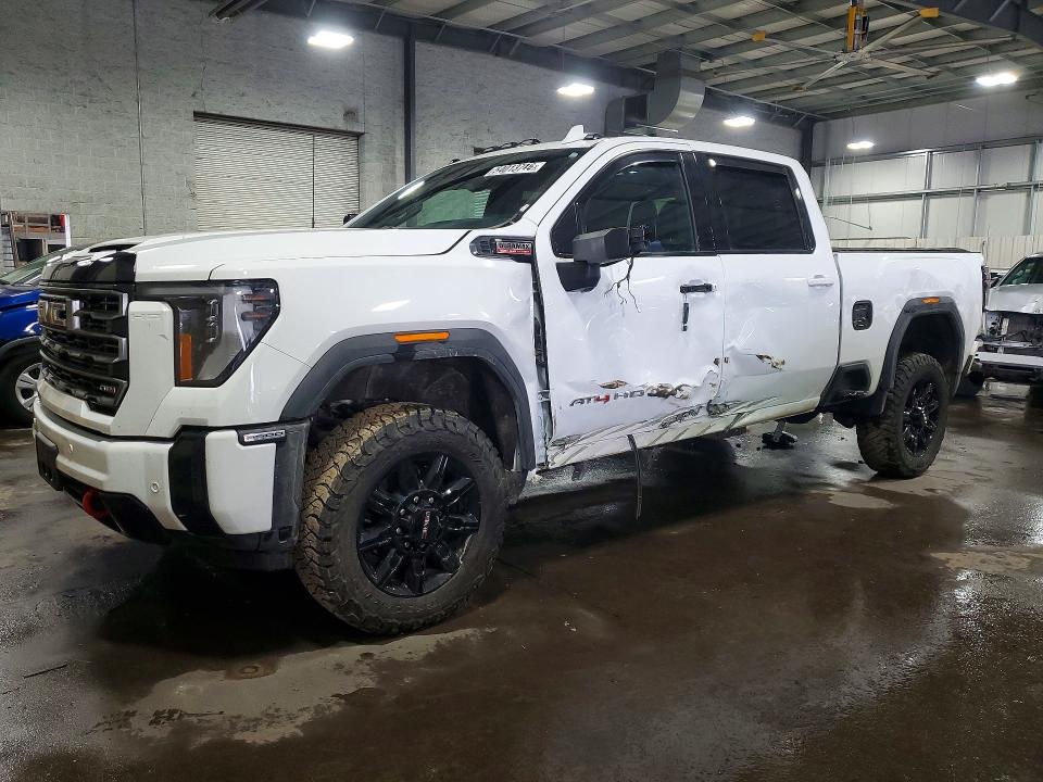2025 Gmc SIERRA VIN 1GT4UVEY3SF184030 COPART salvage auction — SIDE, MN - CERT OF TITLE-SALVAGE, sold $40,250 on 2026-07-21 (photo 1)