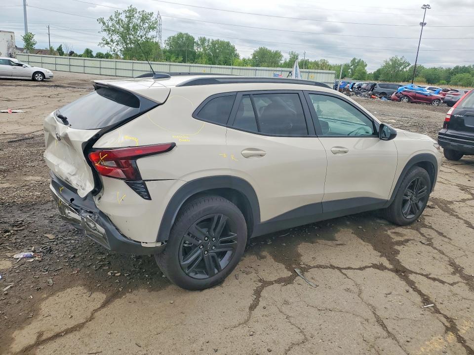 2026 Chevrolet VIN KL77LKEP5TC053106 COPART salvage auction — REAR END, Salvage Title, sold $9,600 on 2026-07-17 (photo 3)