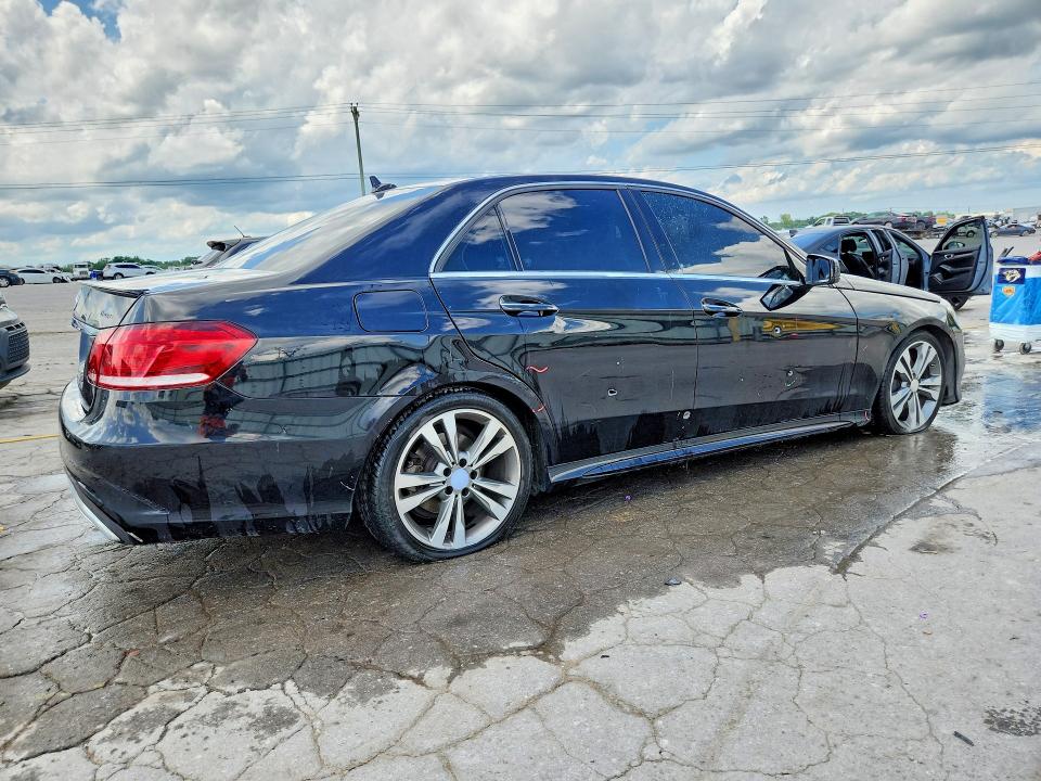 2016 Mercedes-benz E-klasse VIN WDDHF8JB1GB170646 COPART salvage auction — VANDALISM, Tn - Salvage Certificate, sold $3,350 on 2026-07-20 (photo 3)