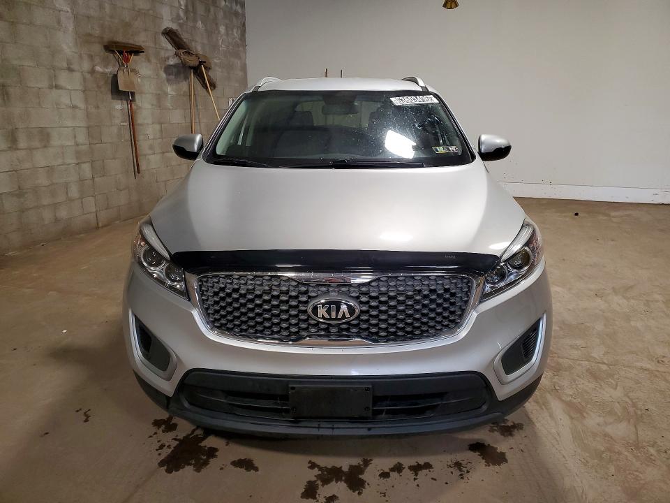 2018 Kia Sorento VIN 5XYPG4A51JG406411 COPART salvage auction — NORMAL WEAR, IN - CERTIFICATE OF TITLE, sold $5,700 on 2026-07-21 (photo 5)