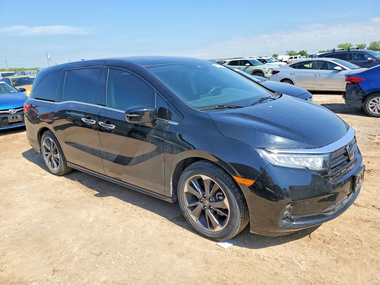 2024 Honda Odyssey VIN 5FNRL6H98RB014084 COPART salvage auction — Hail, TX - SALVAGE VEHICLE TITLE, sold $20,300 on 2026-06-25 (photo 4)