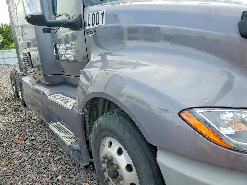 2021 International Lt VIN 3HSDZTZR5MN347547 COPART salvage auction — MINOR DENT/SCRATCHES, KS - CERTIFICATE OF TITLE, sold $16,900 on 2026-07-28 (photo 9)