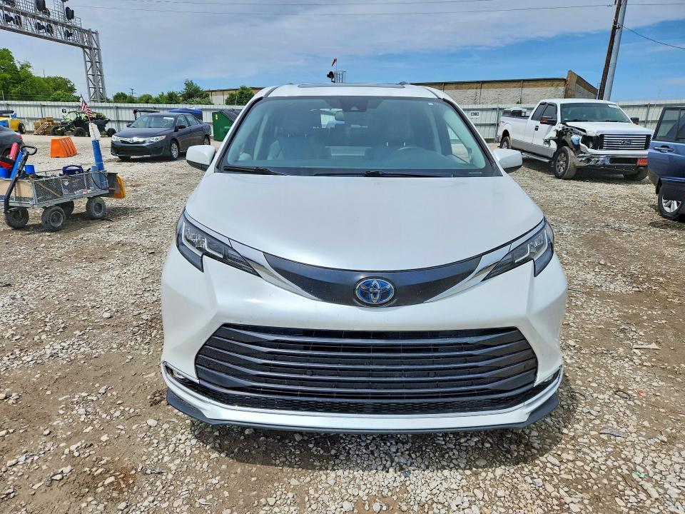 2023 Toyota Sienna VIN 5TDJSKFC4PS094774 COPART salvage auction — REAR END, Oh - Cert Of Title-Salvage, sold $12,100 on 2026-07-02 (photo 5)