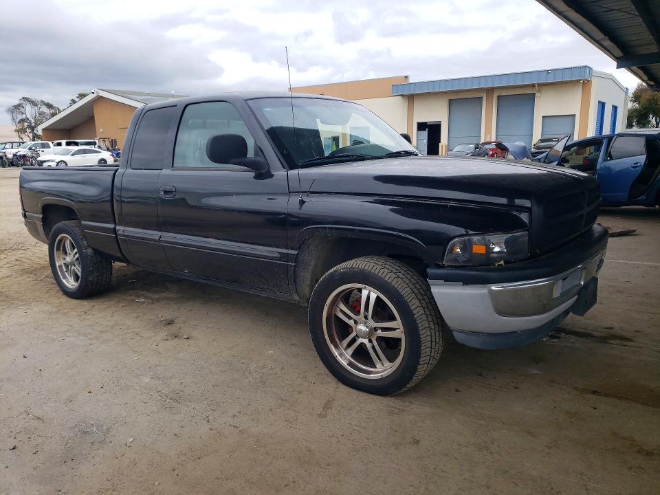 2001 Dodge Ram VIN 3B7HC13YX1G196348 COPART salvage auction — FRONT END, Ca - Salvage Acquisition Billofsale, sold $250 on 2026-07-09 (photo 4)