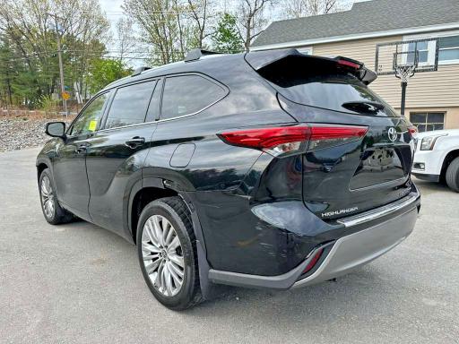 2023 Toyota Highlander VIN 5TDKDRBH8PS035011 COPART salvage auction — MINOR DENT/SCRATCHES, Salvage Title, sold $24,200 on 2026-07-14 (photo 2)