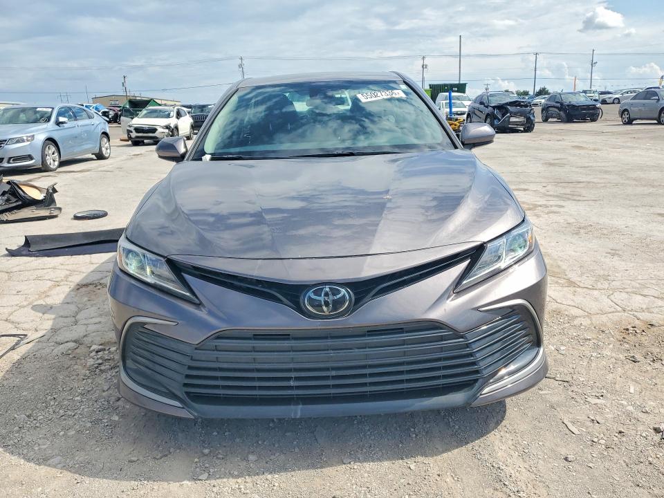 2024 Toyota Camry VIN 4T1C11AK0RU862877 COPART salvage auction — REAR END, Ok - Cert Of Title-Salvage, sold $8,600 on 2026-07-28 (photo 5)