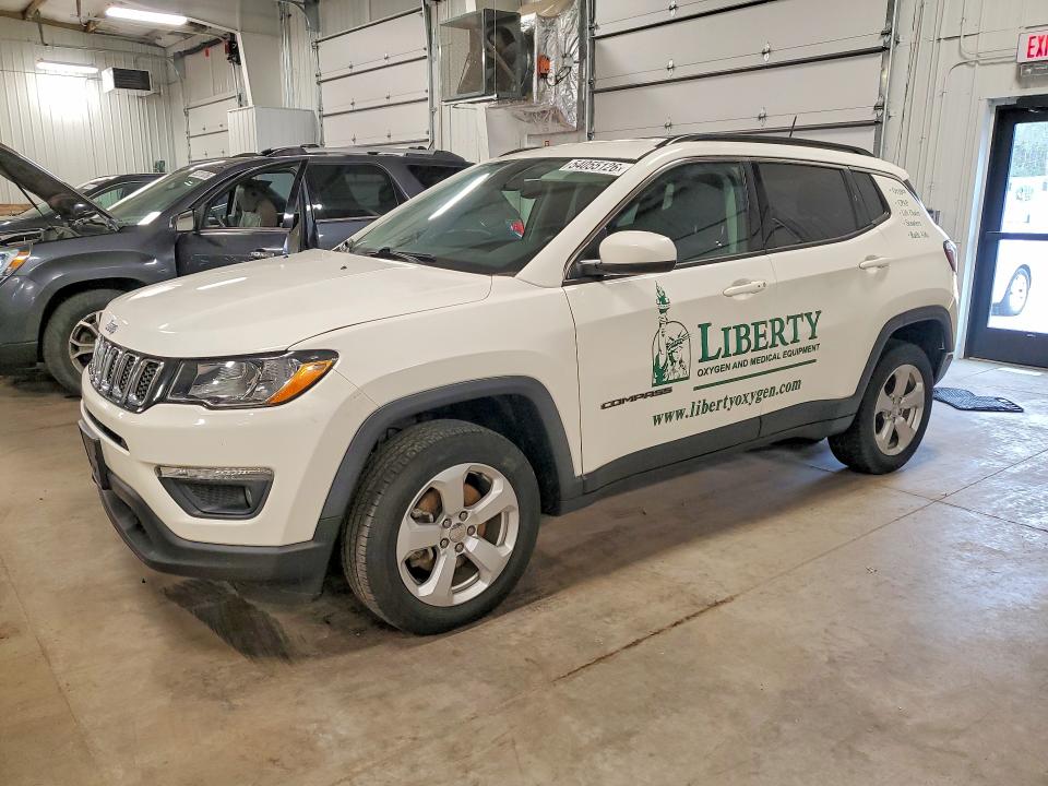 2019 Jeep Compass VIN 3C4NJDBB0KT678357 — COPART salvage auction photo