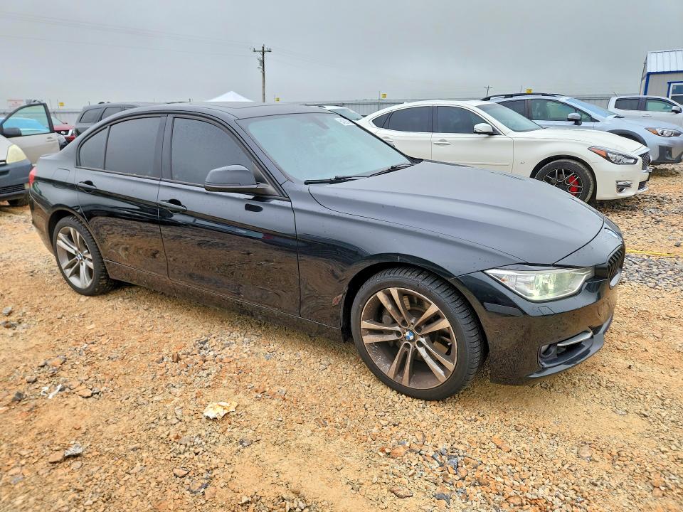 2013 BMW 3er VIN WBA3B9C50DF585794 COPART salvage auction — HAIL, Mo - Salvage Certificate Of Title, sold $5,600 on 2026-07-27 (photo 4)