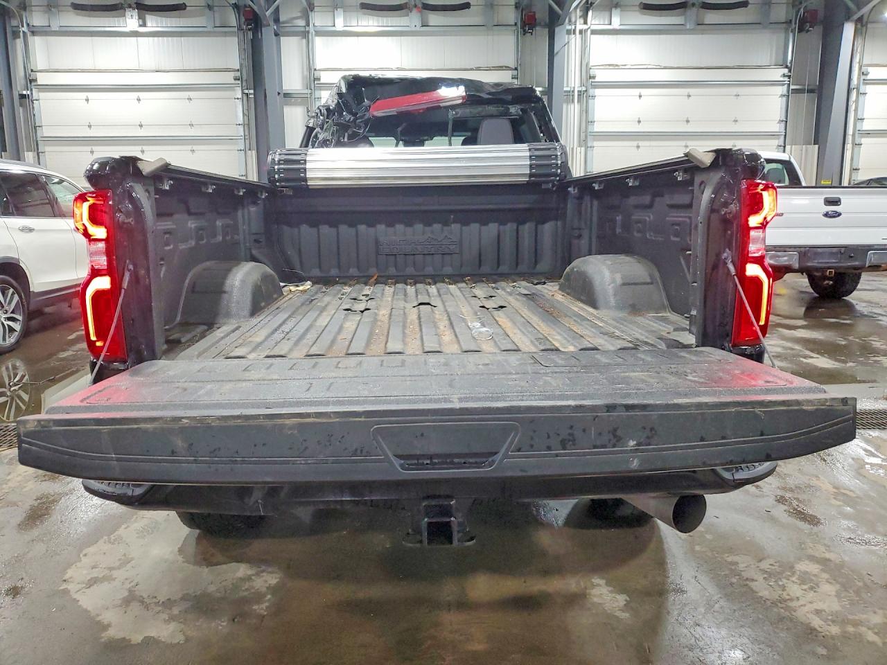 2024 Chevrolet Silverado 3500 VIN 2GC4YVEY4R1175729 COPART salvage auction — Top/Roof, MN - CERT OF TITLE-SALVAGE, sold $30,250 on 2026-07-07 (photo 6)