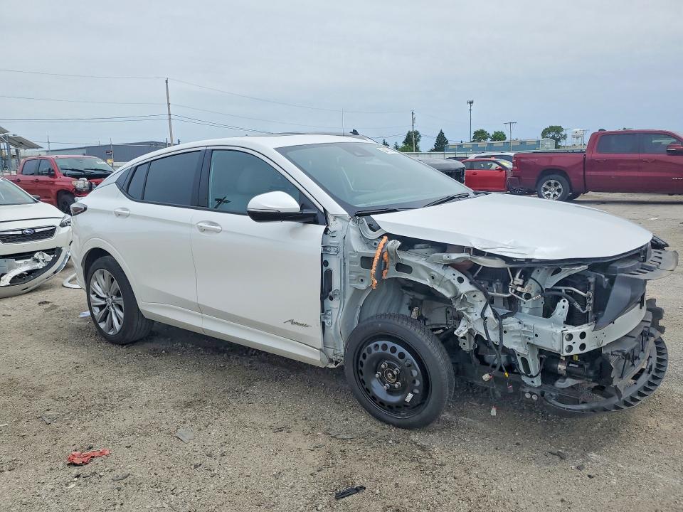 2025 Buick . VIN KL47LCEPXSB106308 COPART salvage auction — FRONT END, In - Cert Of Title-Salvage Title, sold $8,200 on 2026-07-27 (photo 4)