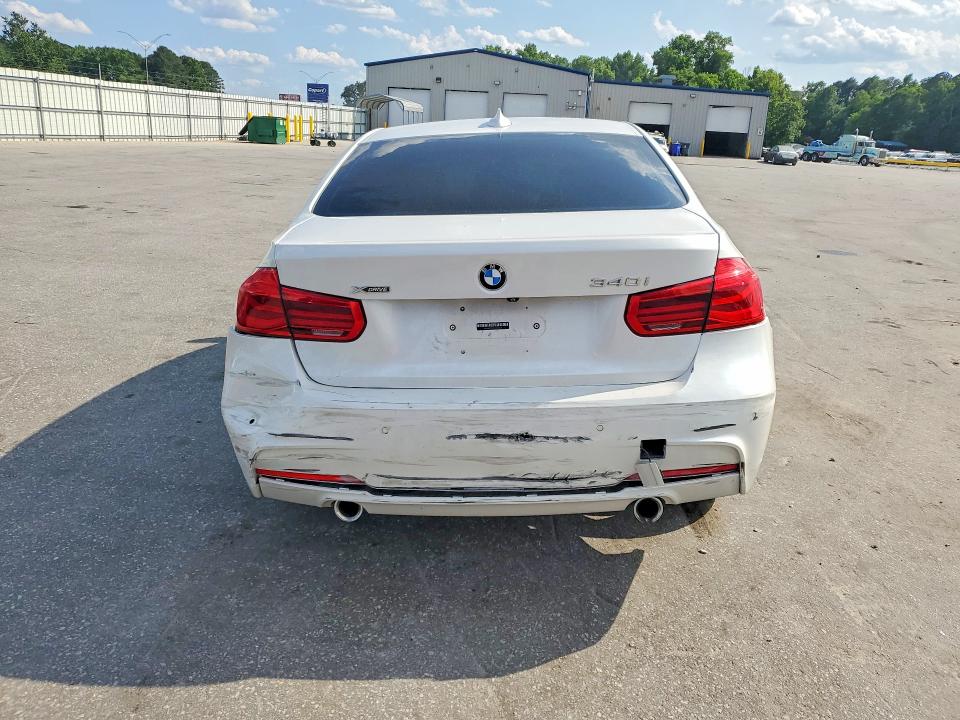 2018 BMW 3er VIN WBA8B7G50JNU95454 COPART salvage auction — FRONT END, NC - SALVAGE CERTIFICATE OF TITLE, sold $1,650 on 2026-07-30 (photo 6)