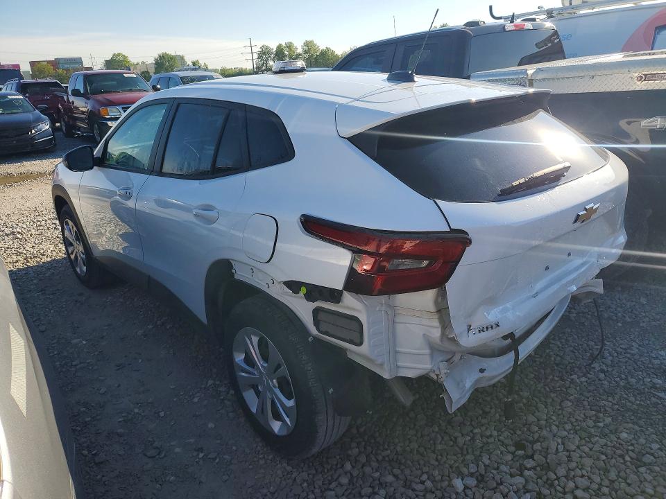 2025 Chevrolet Trax VIN KL77LFEP6SC187869 COPART salvage auction — REAR END, VA - CERT OF TITLE - SALVAGE, sold $7,500 on 2026-07-27 (photo 2)