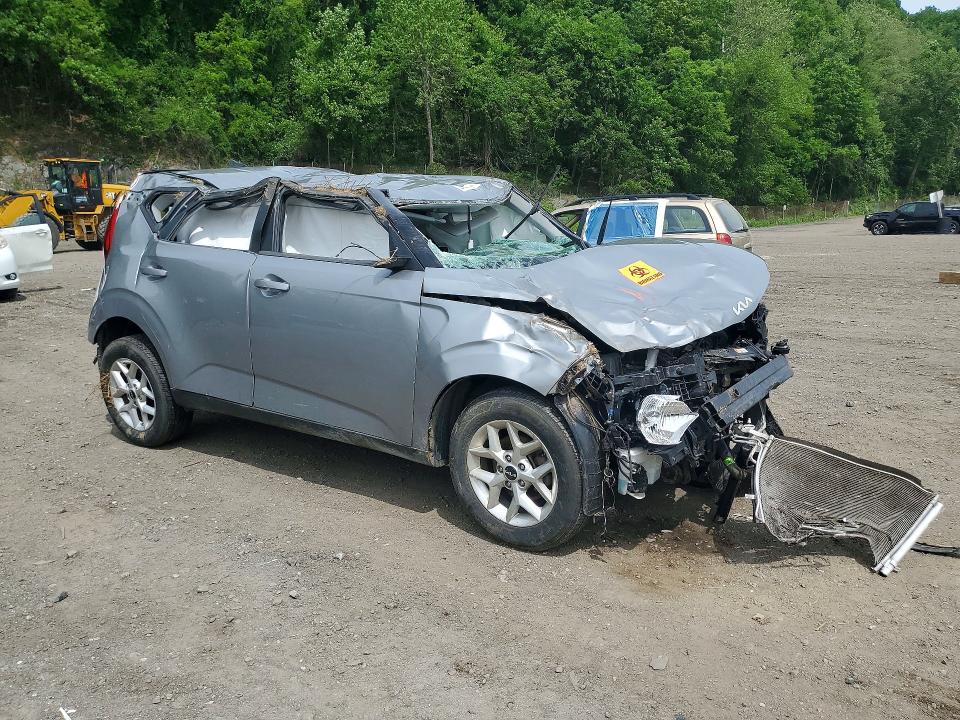 2022 Kia Soul VIN KNDJ23AU2N7825473 COPART salvage auction — ROLLOVER, Ny - Mv-907A Salvage Certificate, sold $450 on 2026-07-09 (photo 4)