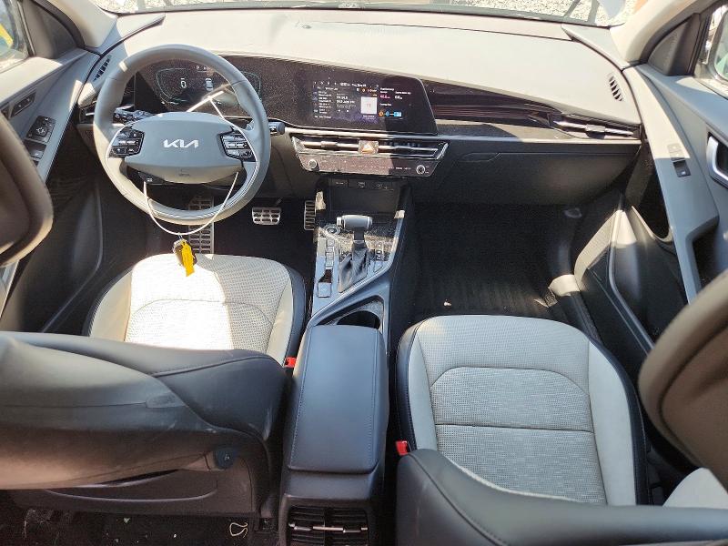 2023 Kia Niro VIN KNDCT3LE3P5040440 COPART salvage auction — FRONT END, WI - CERT OF TITLE-SALVAGE VEHICLE, sold $6,900 on 2026-07-06 (photo 8)