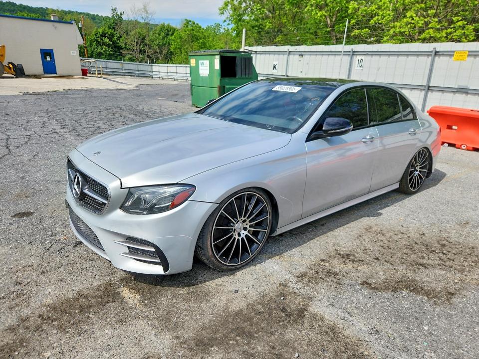 2020 Mercedes-benz VIN W1KZF6BB5LA810767 COPART salvage auction — MINOR DENT/SCRATCHES, In - Certificate Of Title (P), sold $18,600 on 2026-07-28 (photo 1)
