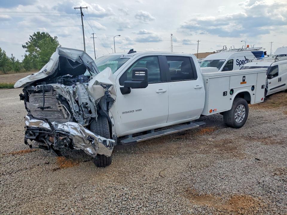2026 Chevrolet Silverado 3500 VIN 1GB4KTEY0TF168643 COPART salvage auction — FRONT END, SC - CERT OF TITLE-SALVAGE, sold $8,800 on 2026-07-22 (photo 1)