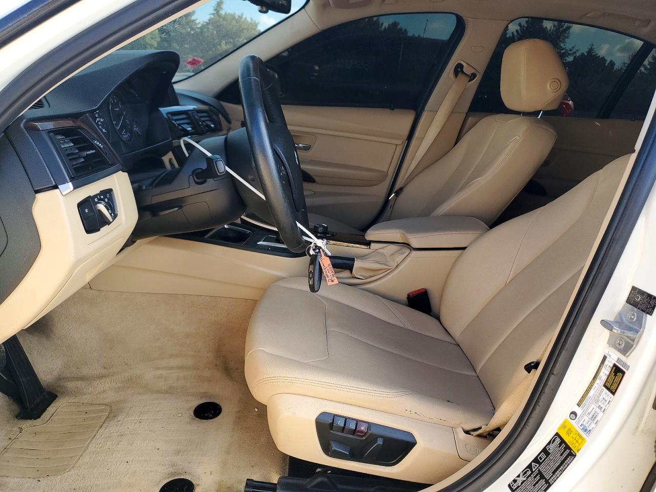 2013 BMW 3 Series VIN WBA3B5G57DNS02412 COPART salvage auction — Front End, IL - SALVAGE CERTIFICATE, sold $625 on 2026-07-02 (photo 7)