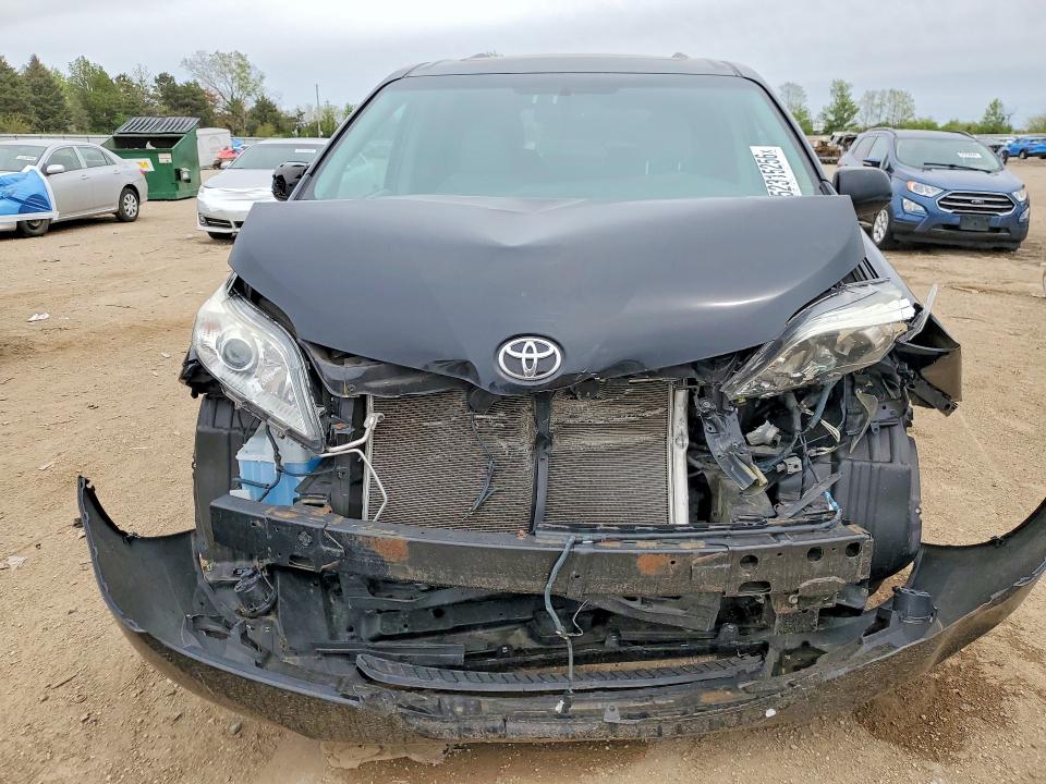 2015 Toyota Sienna VIN 5TDYK3DC2FS668679 COPART salvage auction — FRONT END, Il - Salvage Certificate, sold $2,300 on 2026-07-30 (photo 5)
