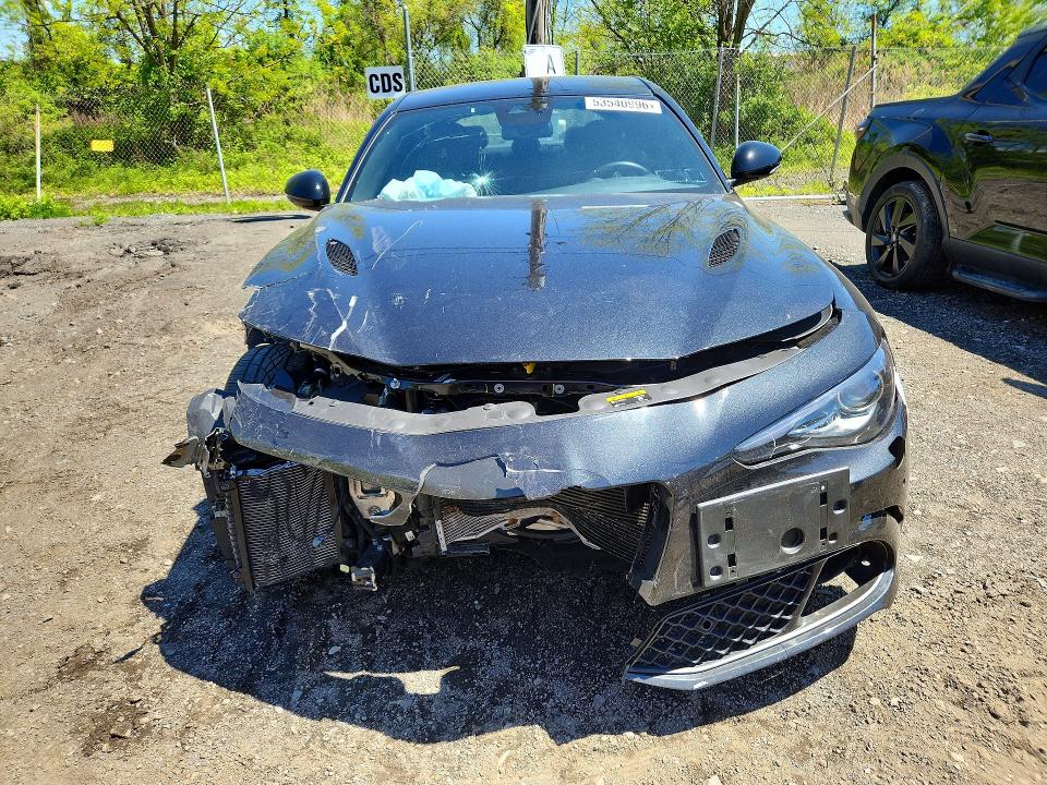 2023 Alfa romeo Giulia VIN ZARFAMEVXP7676787 COPART salvage auction — FRONT END, Ny - Mv-907A Salvage Certificate, sold $18,700 on 2026-07-30 (photo 5)