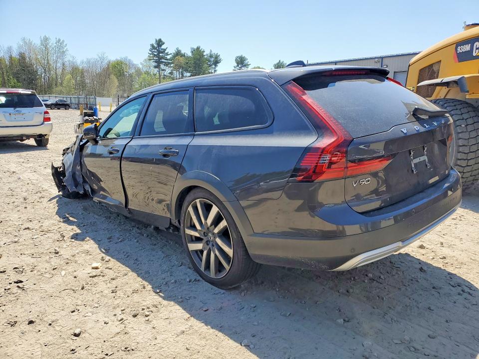 2022 Volvo VIN YV4062NL8N1144875 COPART salvage auction — FRONT END, MA - CERT OF TITLE-SALVAGE, sold $6,300 on 2026-07-02 (photo 2)