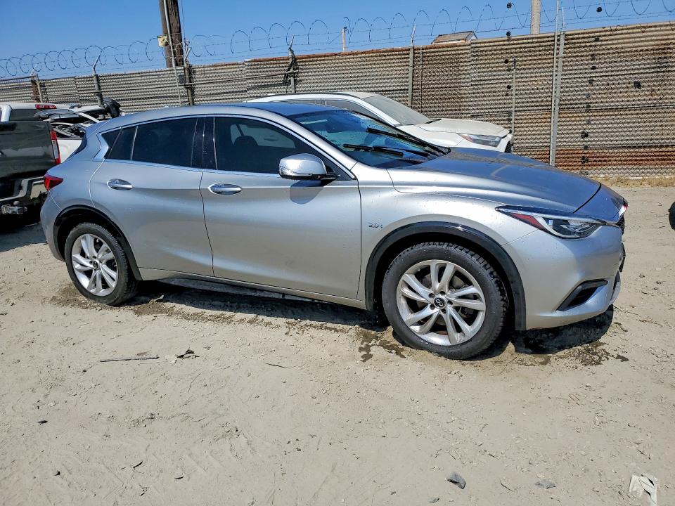 2019 Infiniti Qx30 VIN SJKCH5CPXKA010069 COPART salvage auction — STRIPPED, Ca - Salvage Certificate, sold $1,650 on 2026-07-20 (photo 4)
