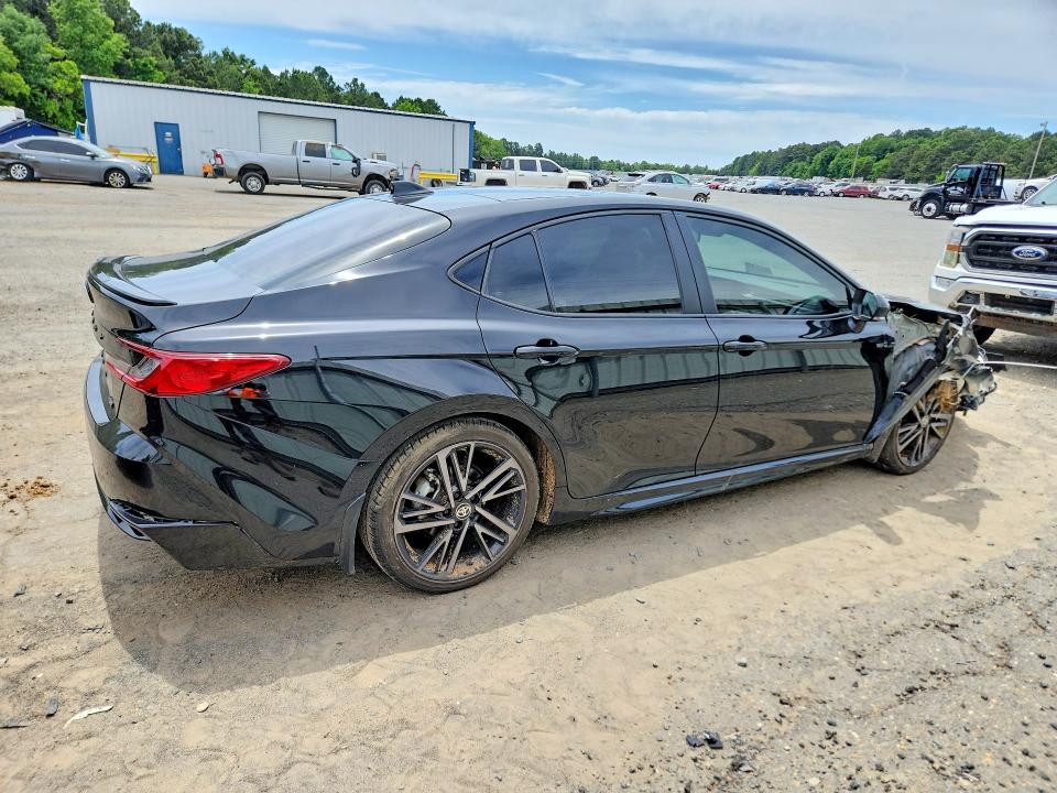 2025 Toyota VIN 4T1DAACK8SU501307 COPART salvage auction — UNDERCARRIAGE, LA - CERT OF TITLE-SALVAGE, sold $15,500 on 2026-07-02 (photo 3)