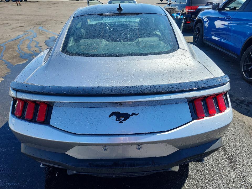 2026 Ford Mustang VIN 1FA6P8TH3T5113251 COPART salvage auction — FRONT END, Nv - Salvage Title, sold $13,500 on 2026-07-09 (photo 6)