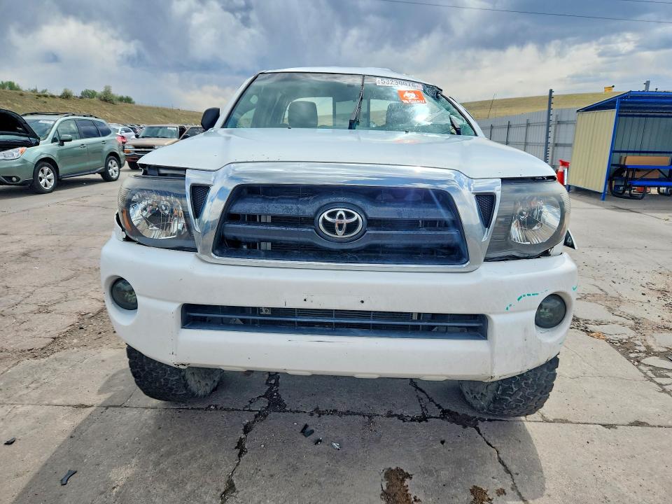 2006 Toyota Tacoma VIN 5TEUU42N36Z232526 COPART salvage auction — ROLLOVER, Co - Non-Repairable Cert Of Title, sold $275 on 2026-07-27 (photo 5)